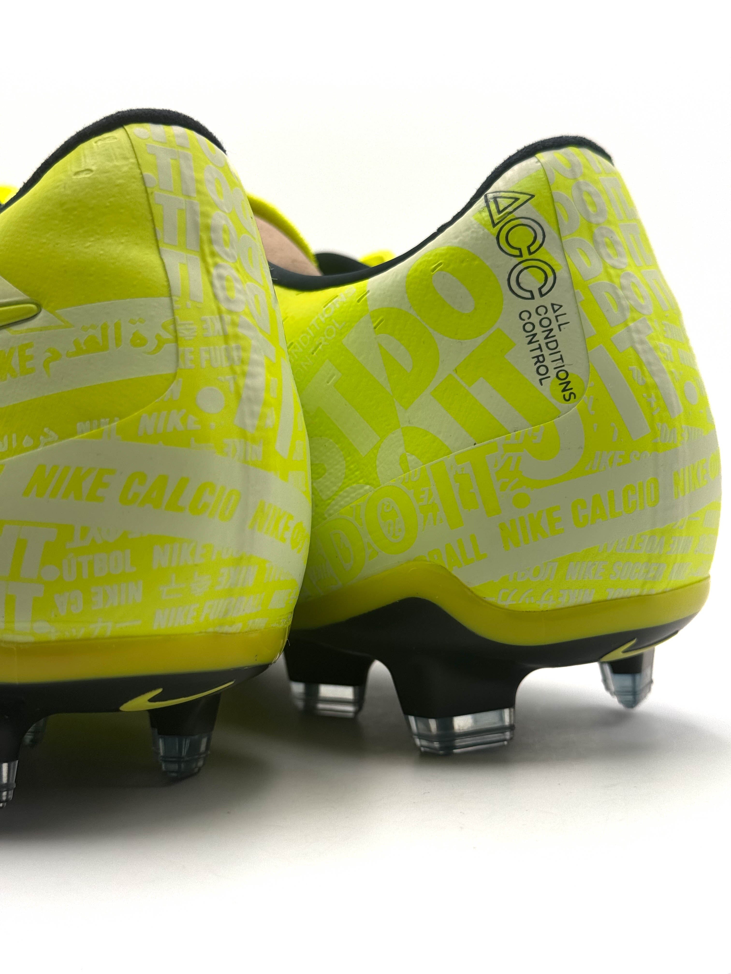 Soccer Cleats Nike Phantom Venom Grün Nike Phantom Venom Elite FG